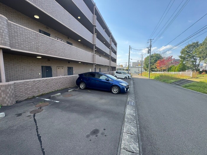 シェモア泉中央の物件外観写真