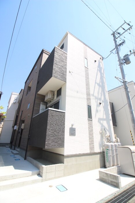 ハーモニーテラス福住町の物件外観写真