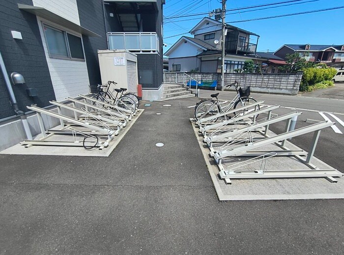 リブリ・１の物件外観写真