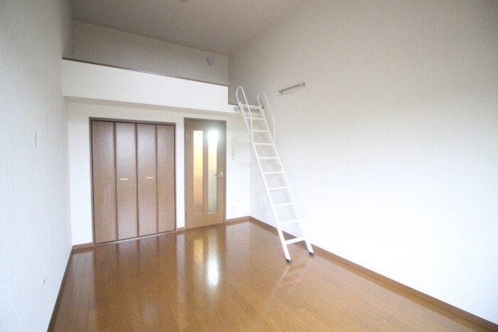 アヴァンセ高砂の物件内観写真