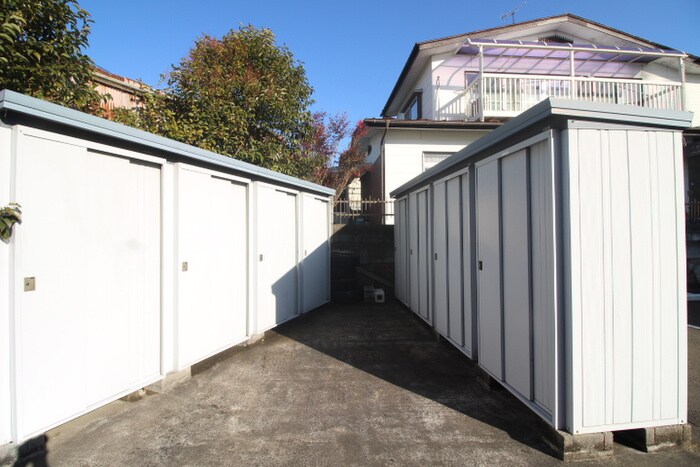 グランディ－ル下馬Ｂの物件外観写真