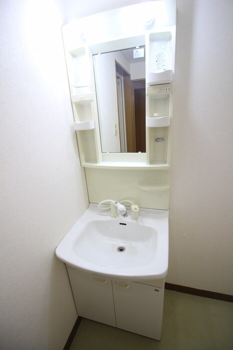 チュアリヒルズⅡの物件内観写真