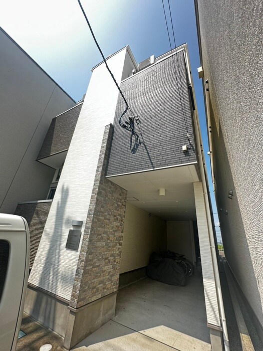 フローラ福住町の物件外観写真