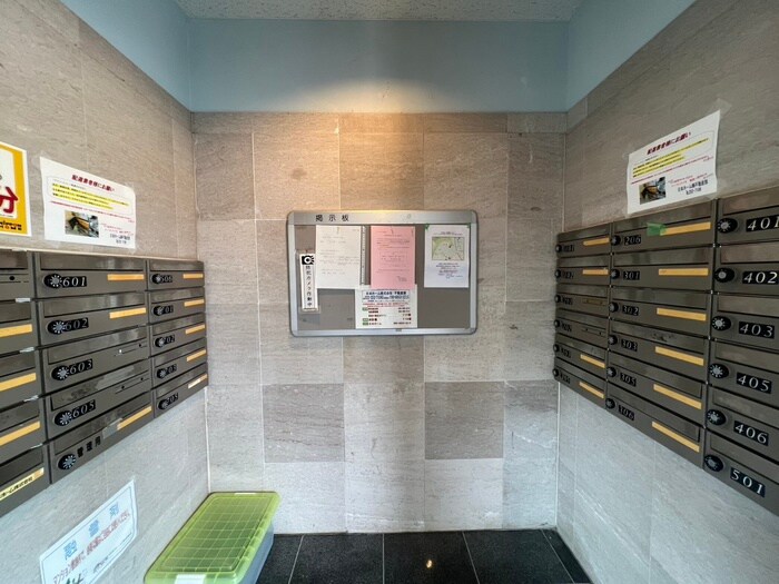 グリシ－ヌ・Ｓの物件外観写真