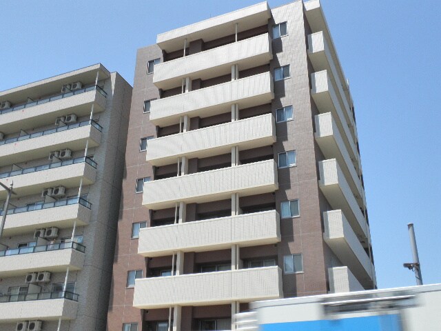 Ｅｇｌａｎｔｙｎｅの物件外観写真