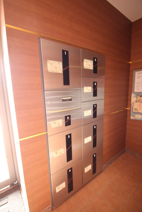 Ｅｇｌａｎｔｙｎｅの物件外観写真