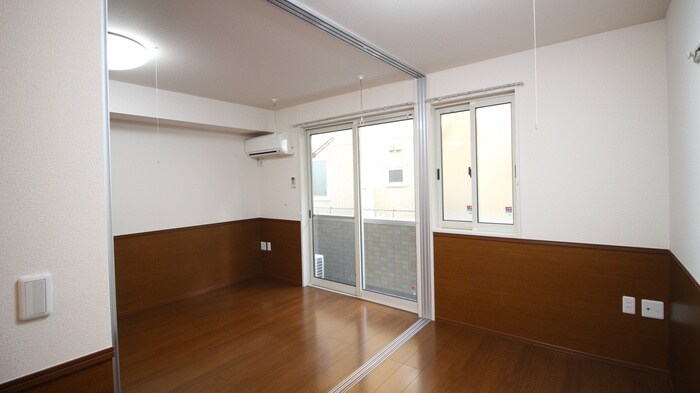 パレスイ－ストの物件内観写真