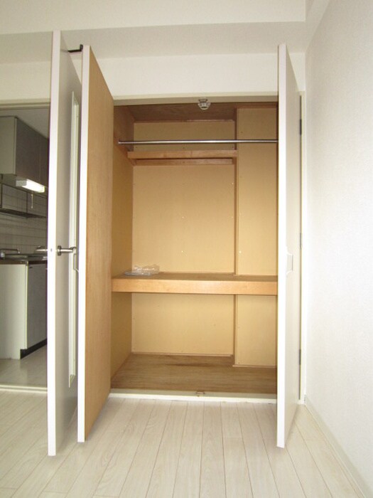 ロイヤルヒルズ柳生Ⅲの物件内観写真