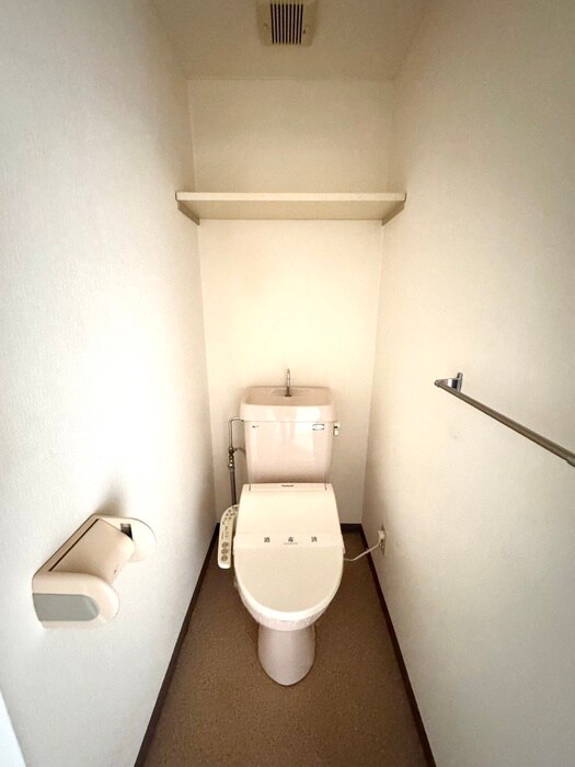 ロイヤルヒルズ柳生Ⅲの物件内観写真