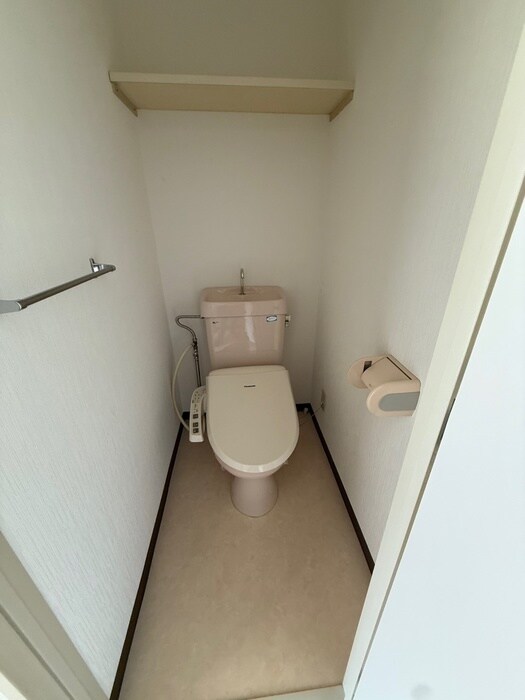 ロイヤルヒルズ柳生Ⅲの物件内観写真