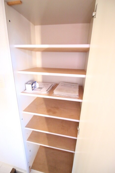 ロイヤルヒルズ柳生Ⅲの物件内観写真