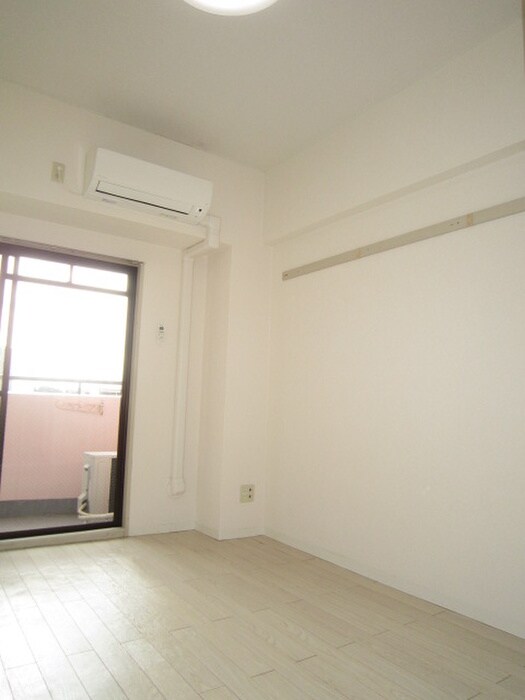 ロイヤルヒルズ柳生Ⅲの物件内観写真