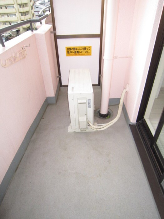 ロイヤルヒルズ柳生Ⅲの物件内観写真