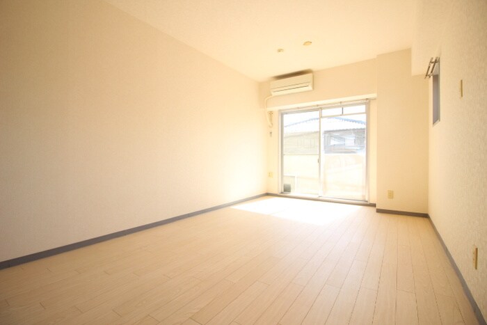 ロイヤルヒルズ中野の物件内観写真