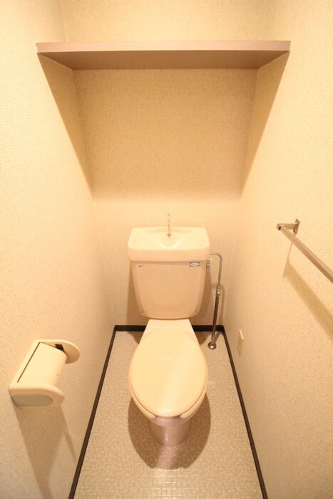 ロイヤルヒルズ中野の物件内観写真