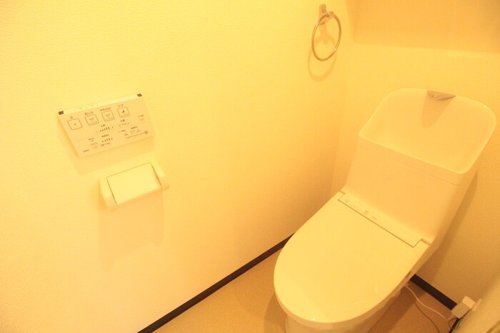 ロイヤルヒルズ中野の物件内観写真