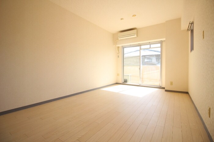 ロイヤルヒルズ中野の物件内観写真