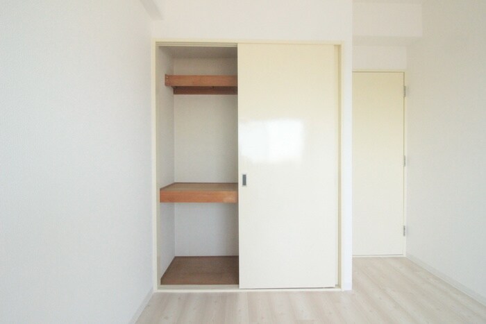 ロイヤルヒルズ中野の物件内観写真