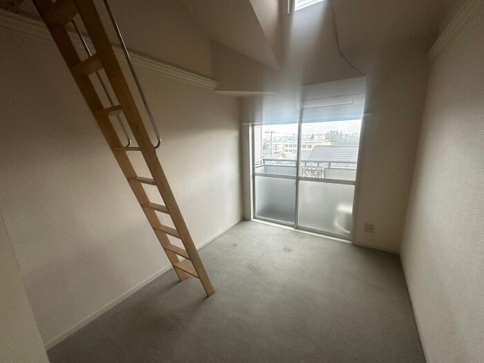 エスポア－ルⅣの物件内観写真