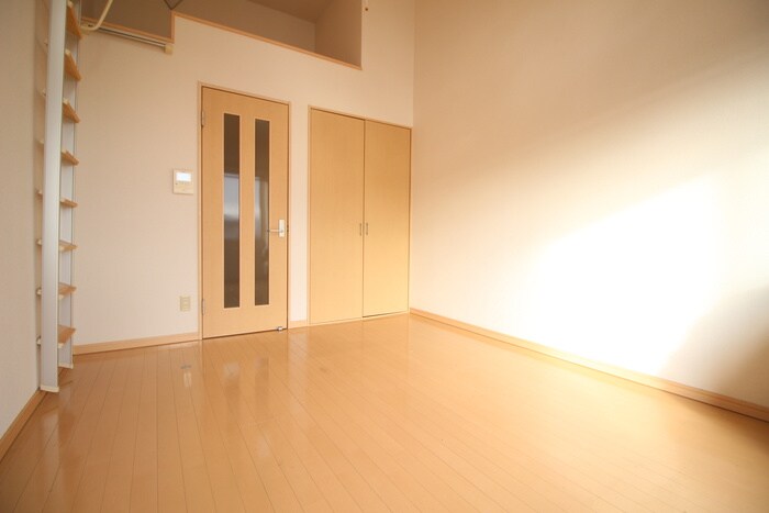 ホワイトキャッスル高砂の物件内観写真