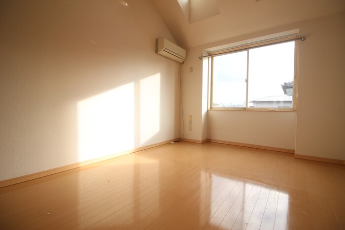 ホワイトキャッスル高砂の物件内観写真