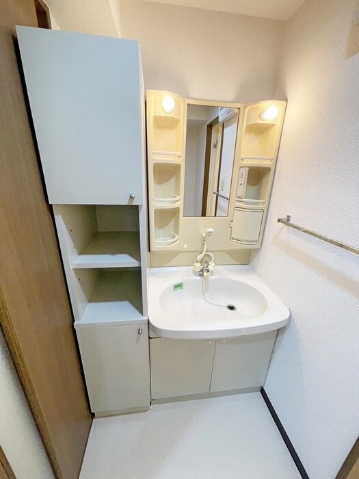 グランド－ル泉中央Ⅱの物件内観写真