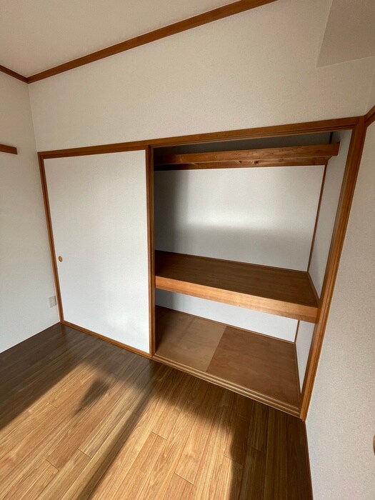 グランド－ル泉中央Ⅱの物件内観写真