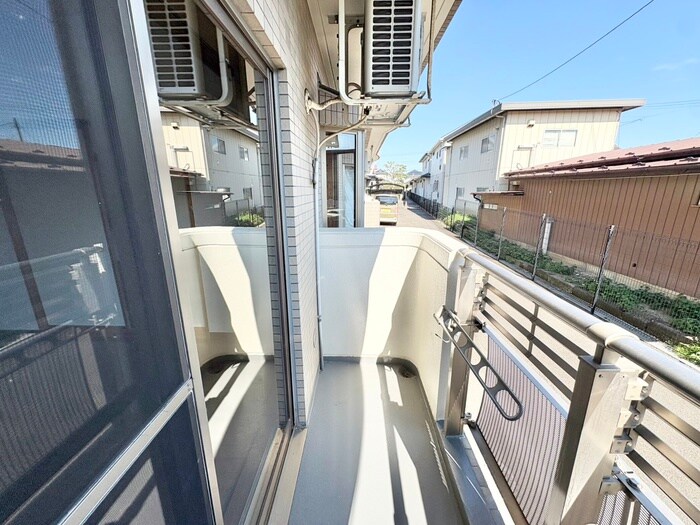 グランド－ル泉中央Ⅱの物件内観写真