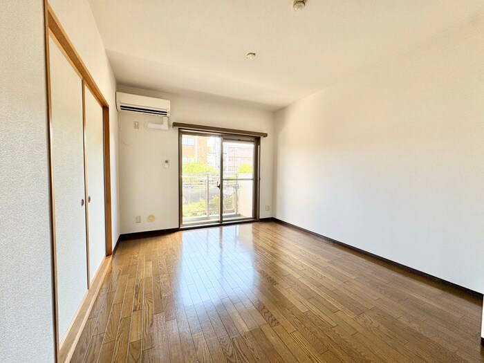 グランド－ル泉中央Ⅱの物件内観写真