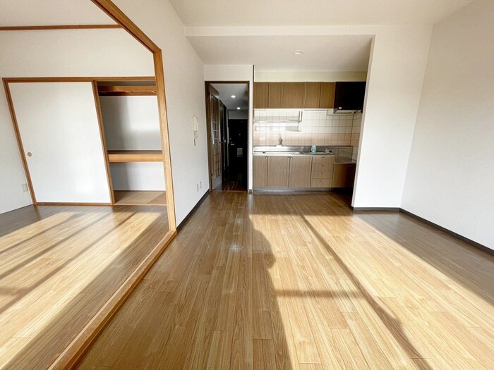 グランド－ル泉中央Ⅱの物件内観写真