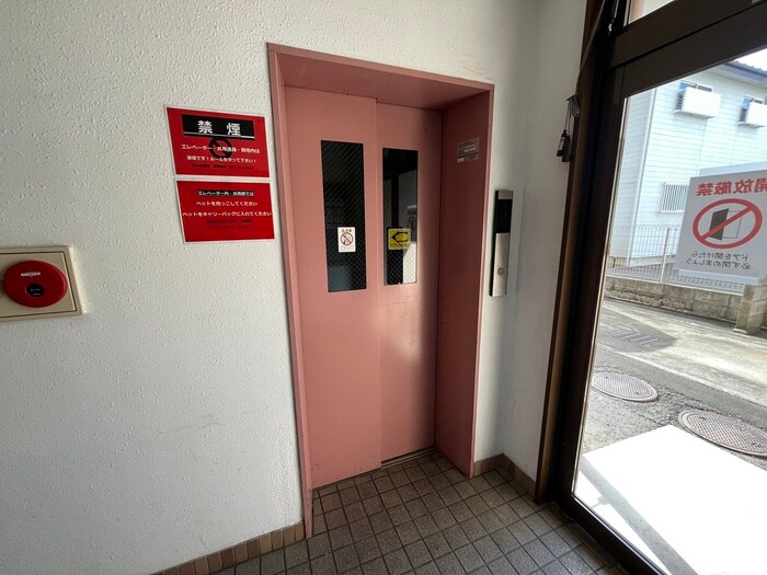 椌木壱番館の物件外観写真