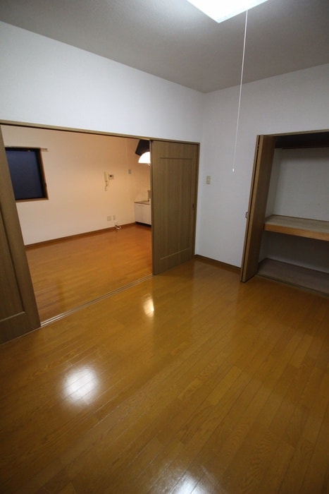 グランデュール原町の物件内観写真