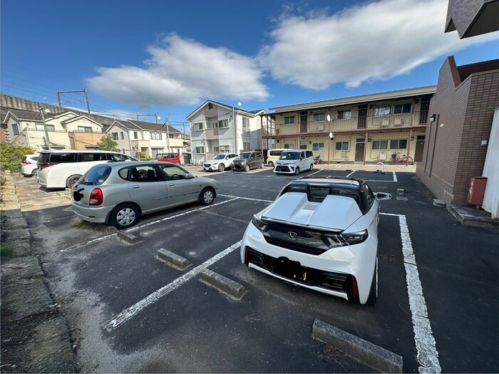 グランデュール原町の物件外観写真