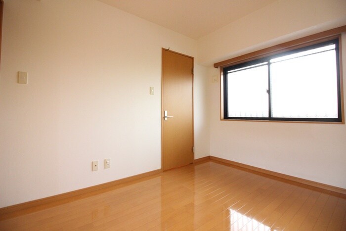 ダンデェリオンの物件内観写真