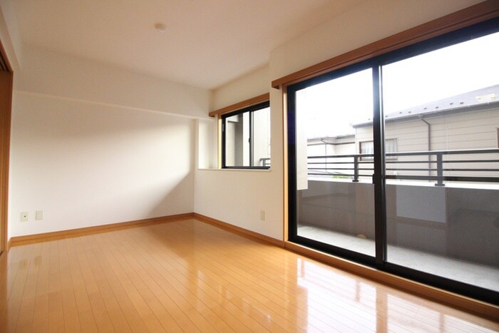 ダンデェリオンの物件内観写真