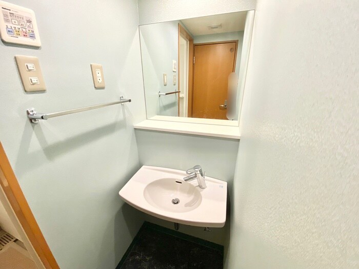 ピュアナ弓ノ町の物件内観写真