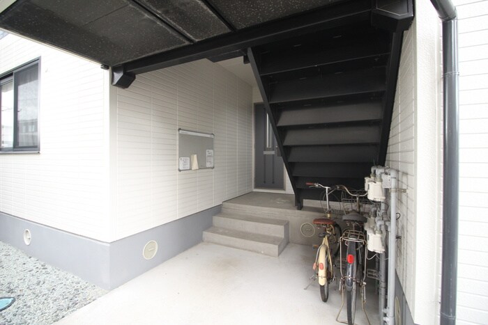 ハイネス悠の物件外観写真