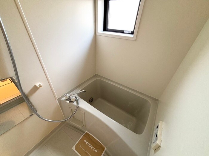 ハイネス悠の物件内観写真