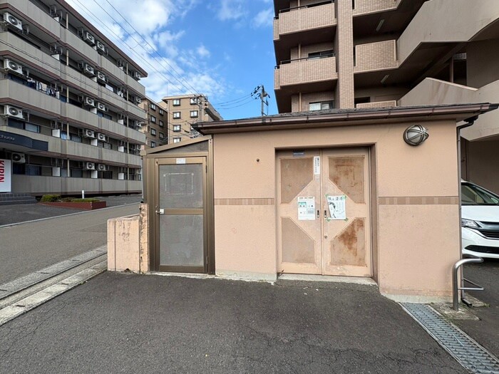 ガ－デンプラザ泉中央の物件外観写真