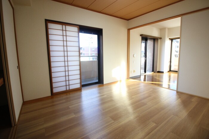 ガ－デンプラザ泉中央の物件内観写真