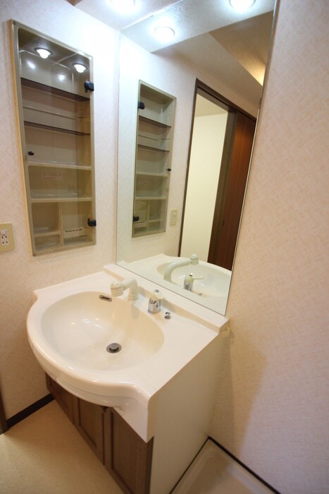 ガ－デンプラザ泉中央の物件内観写真