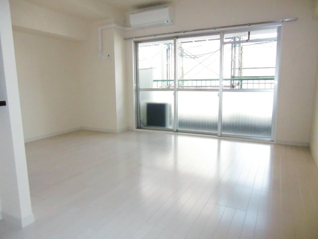 APPLE堤通雨宮の物件内観写真
