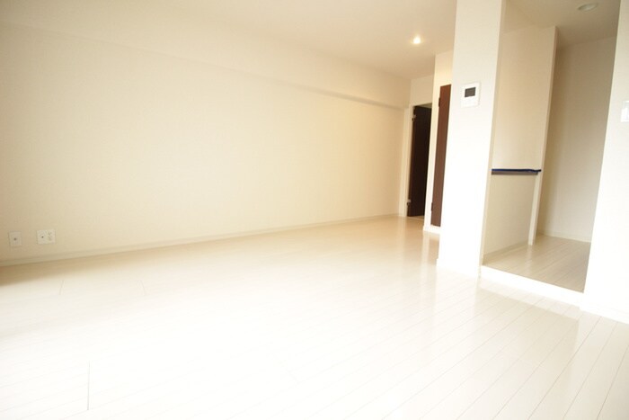 APPLE堤通雨宮の物件内観写真