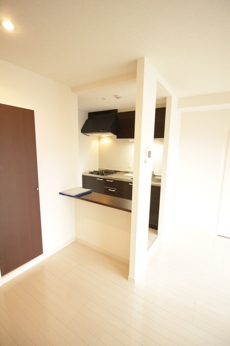 APPLE堤通雨宮の物件内観写真