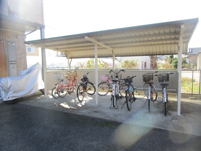 ロ－ズガ－デンＤ棟の物件外観写真