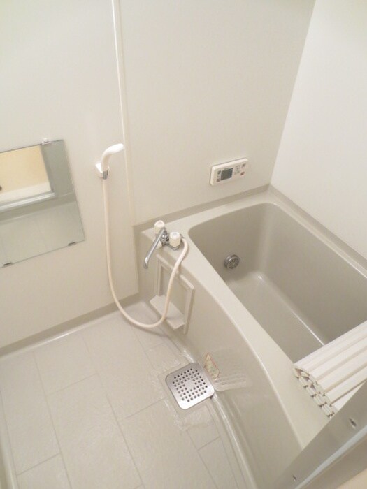 ロ－ズガ－デンＤ棟の物件内観写真