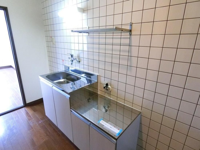 ホワイトキャッスル遠見塚８番館の物件内観写真