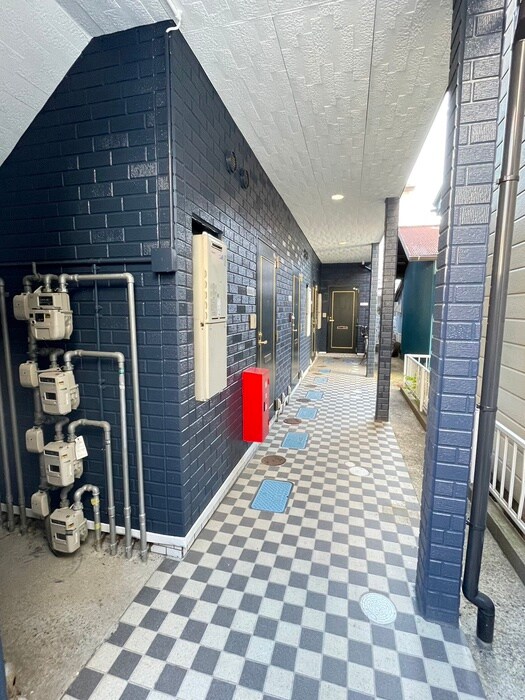 ホワイトキャッスル遠見塚８番館の物件外観写真