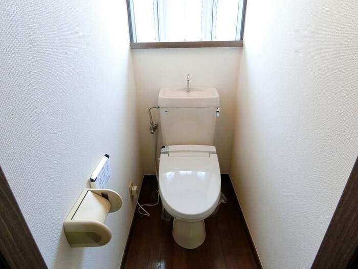 ホワイトキャッスル遠見塚８番館の物件内観写真