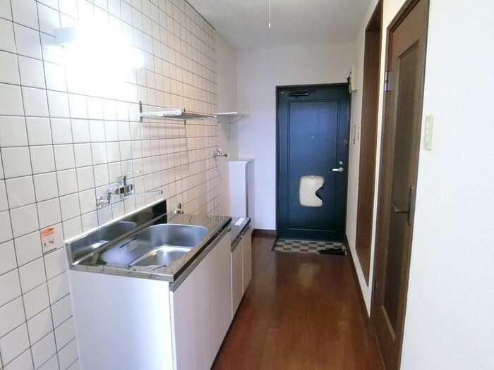 ホワイトキャッスル遠見塚８番館の物件内観写真